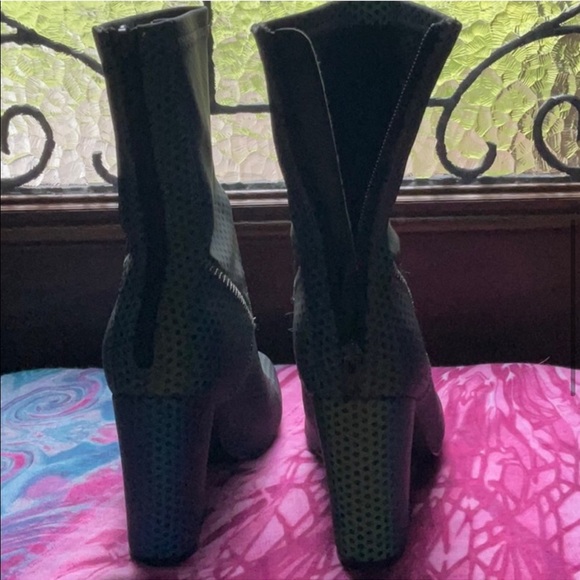 YRU Reflective Iridescent Hologram Boots Shoes 7 - Picture 6 of 10